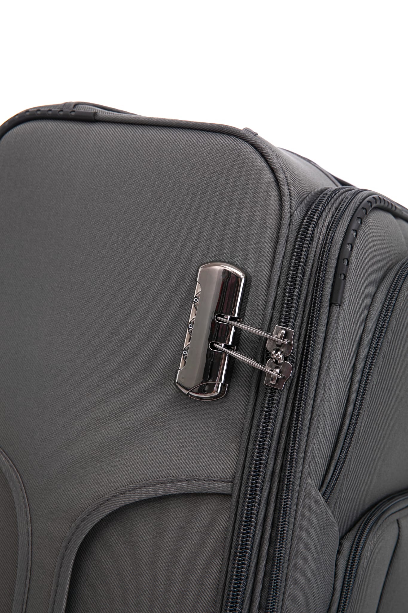 American Traveller 4 Piece Soft side Luggage Set BLK image 10